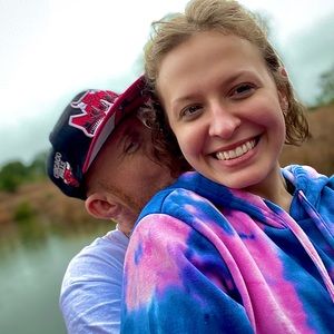 Meet your Posher, Carlie